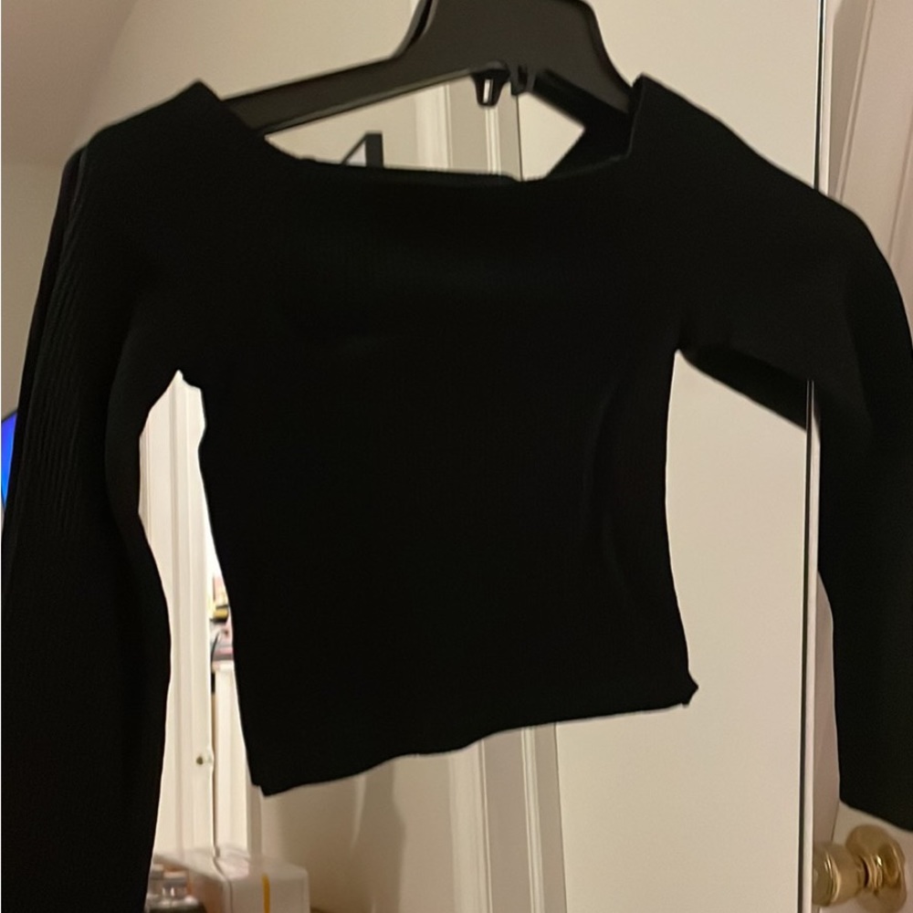 Black Ribbed Top